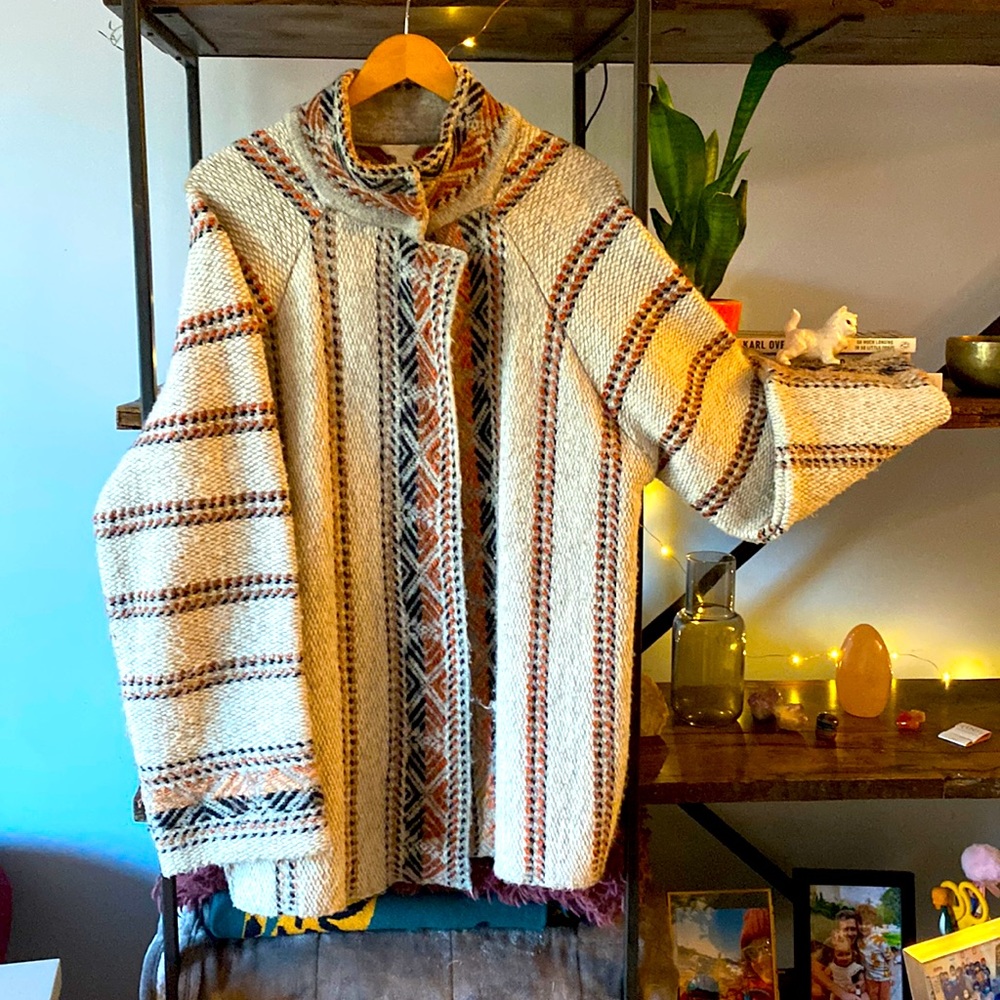 H&M Vintage inspired 70’s sweater coat XS (oversized)